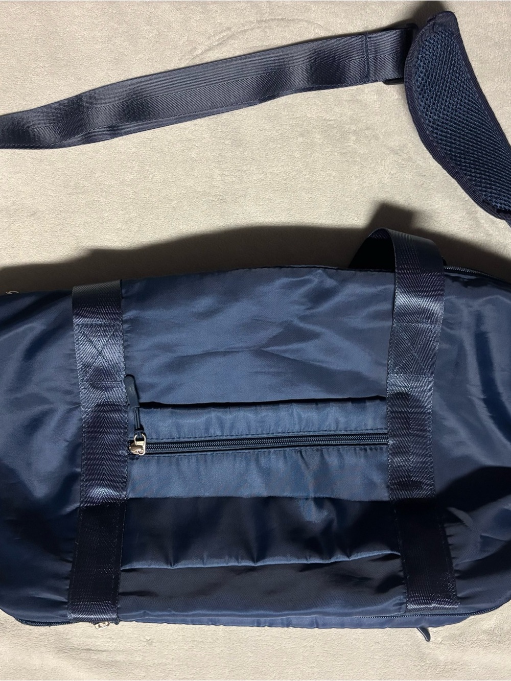 Foldie Navy Packable Travel Tote Bag for Women - Picture 3 of 3